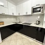Apartment Seaside Charm Retreat A86 *